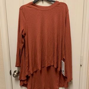 Lululemon dare to drape long sleeve, L